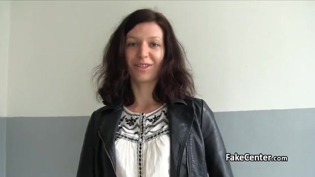 Пикапер соблазнил девушку с Украины на минет и секс в машине