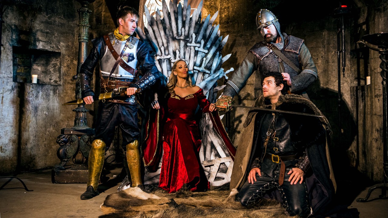 Порно  игра престолов, жаркая ебля