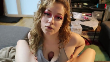 Ее сиськи трахнули меня за 2 минуты