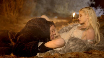 Игра престолов: Секс с матерью драконов