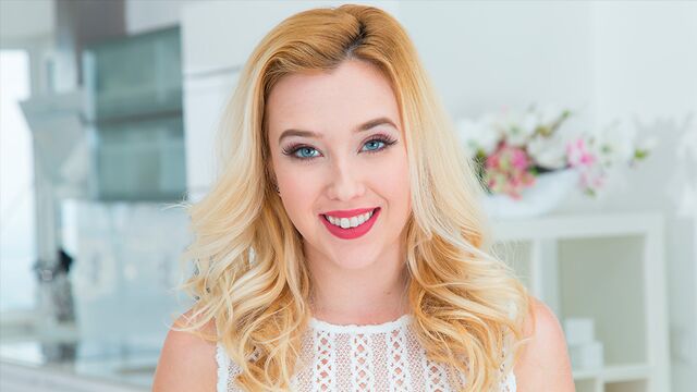 Сучка  блондинка для минета, анала и по пизде,  Саманта Рон (Samantha Rone)