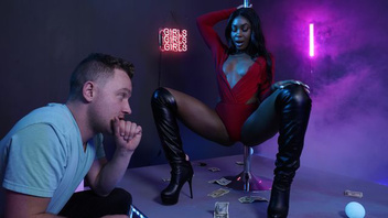 Приватная комната или танцы и секс только после оплаты