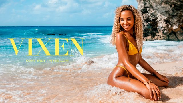 Молодая пара познакомилась на курорте и занимается безудержным сексом