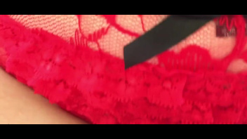 Сексуальные трусики и маленькие сисечки